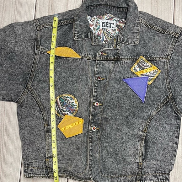 Vintage GET! Womens Medium Acid Wash Faded Black Denim Patchwork Jean Jacket - Picture 7 of 11